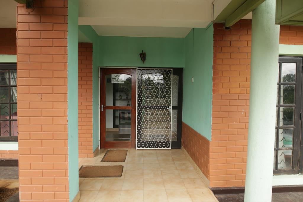 Araliya Holiday Bungalow كاندي المظهر الخارجي الصورة